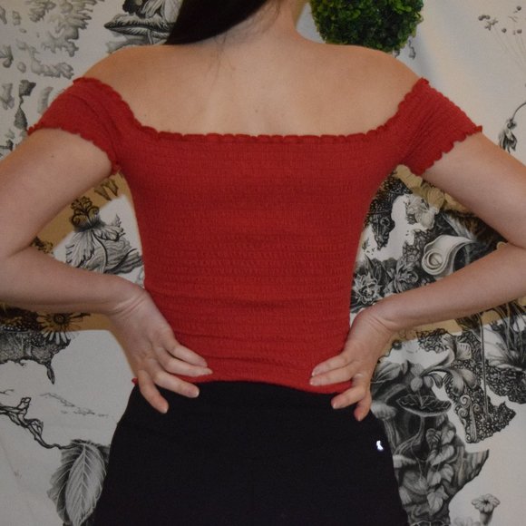Off-shoulder Top - Picture 2 of 2